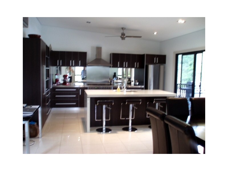 10 Golf Views Court, Cannonvale QLD 4802