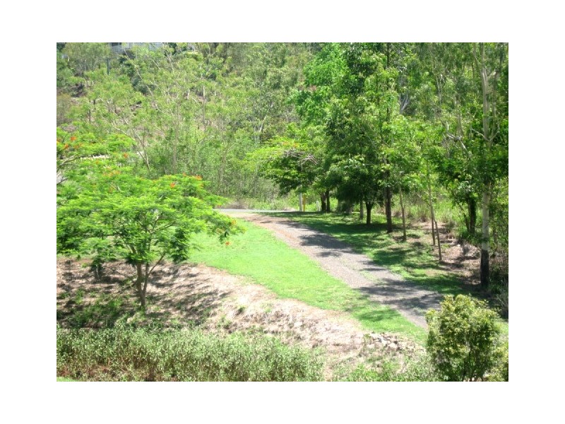 74 Domenica Road, Sugarloaf QLD 4800