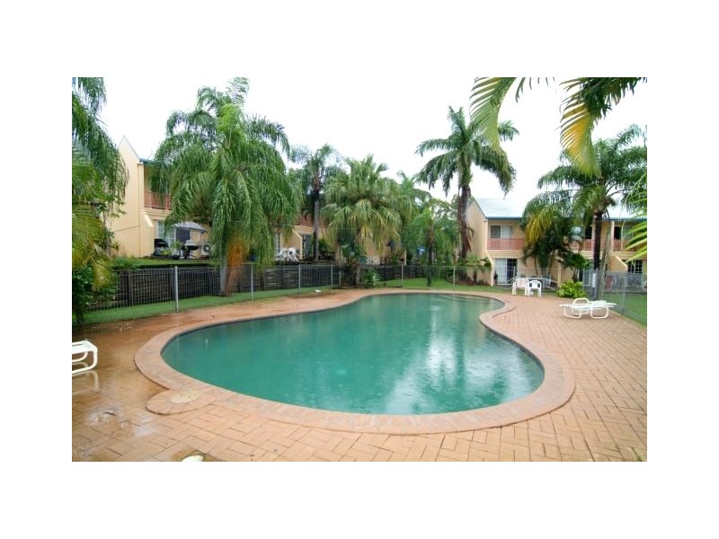 5/11 Island Close Apts, Island Drive, Cannonvale QLD 4802