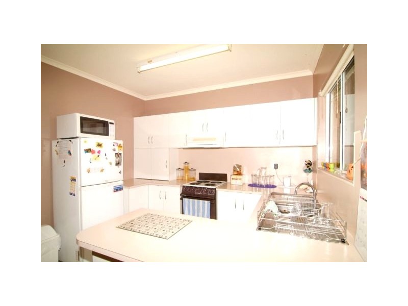 5/11 Island Close Apts, Island Drive, Cannonvale QLD 4802