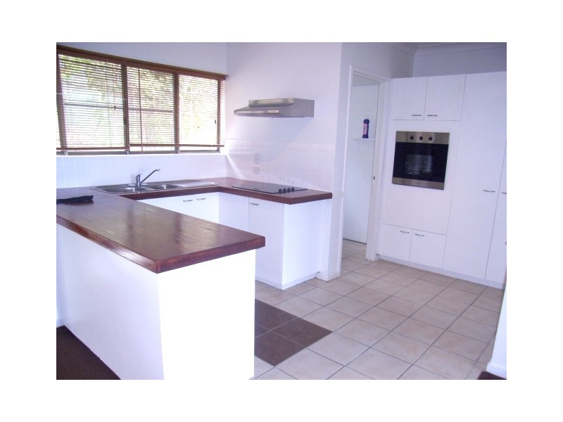 18 Whit Harbour Apts/2 Eshelby Drive, Cannonvale QLD 4802