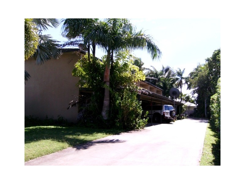 1&5/13 Davy Avenue, Proserpine QLD 4800