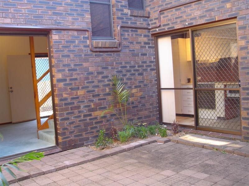 2/36 Yeronga Street, Yeronga QLD 4104