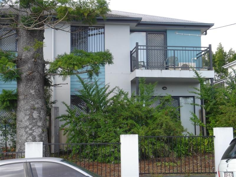 1/28 Oakwood Street, Annerley QLD 4103