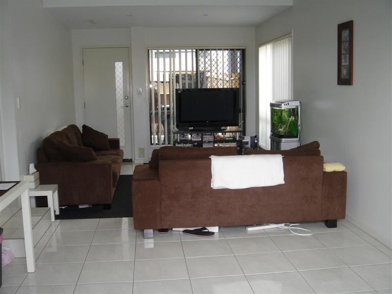 1/28 Oakwood Street, Annerley QLD 4103