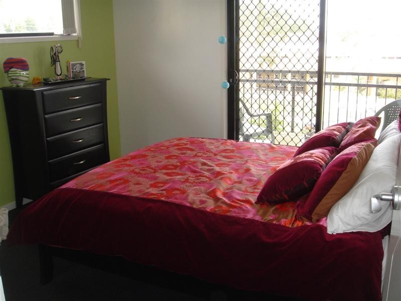 1/28 Oakwood Street, Annerley QLD 4103