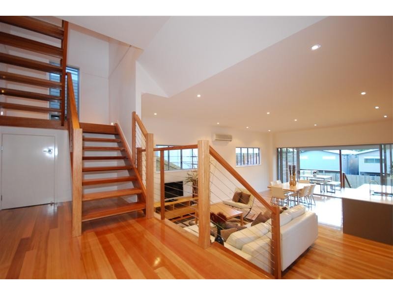 20 Hilltop Avenue, Annerley QLD 4103