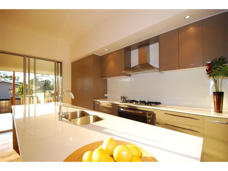 20 Hilltop Avenue, Annerley QLD 4103