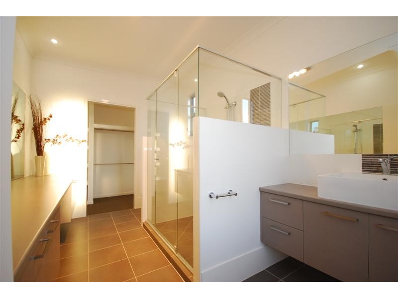 20 Hilltop Avenue, Annerley QLD 4103