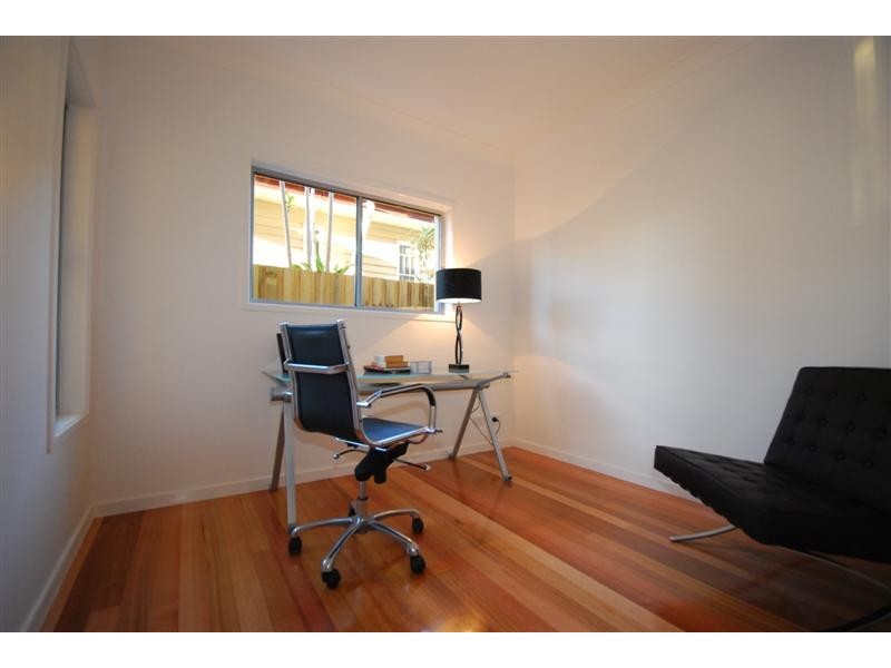 20 Hilltop Avenue, Annerley QLD 4103