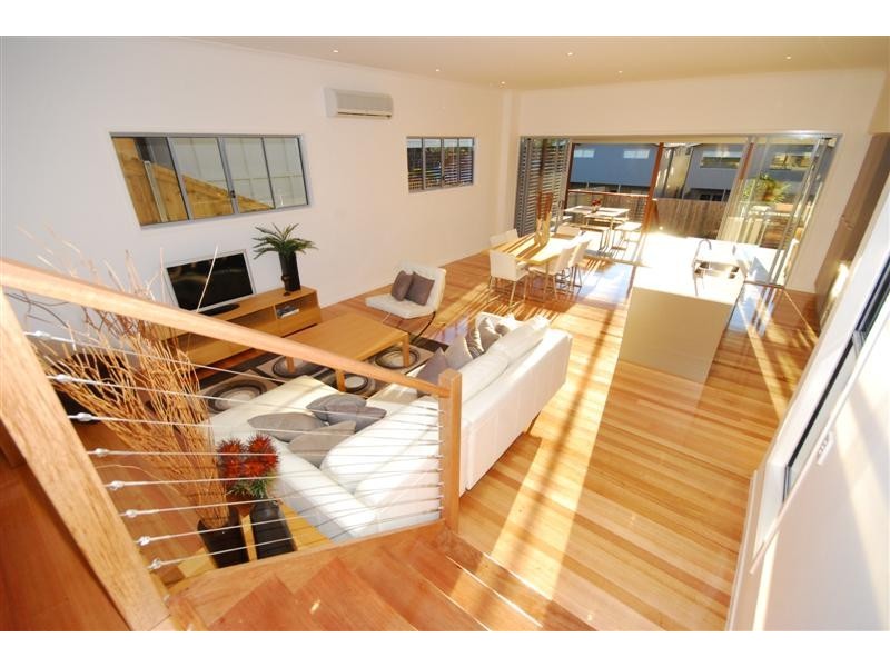 20 Hilltop Avenue, Annerley QLD 4103