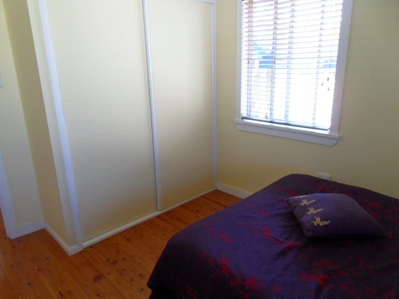 12 Canning St, Holland Park QLD 4121