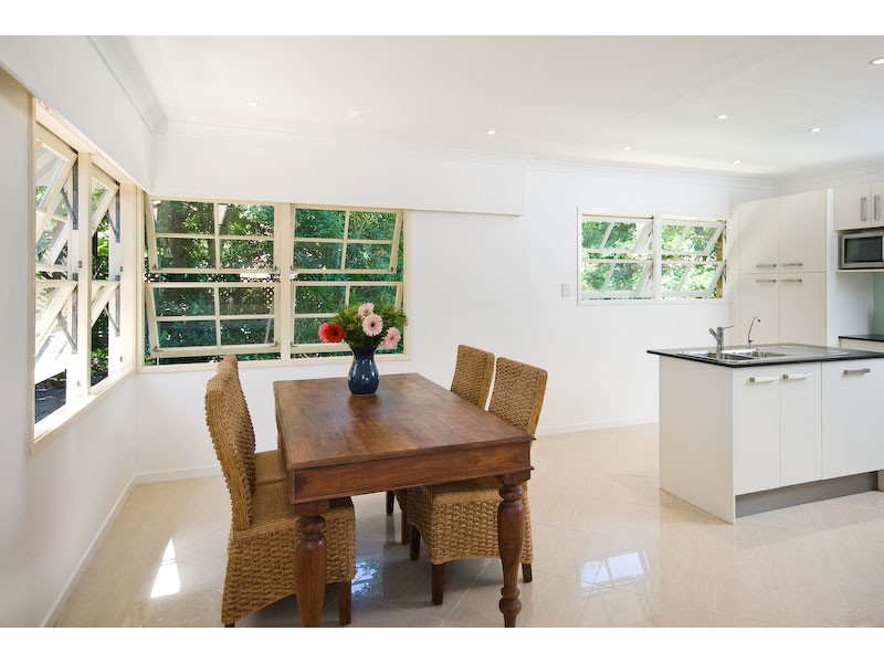 26 Cottesmore St, Fig Tree Pocket QLD 4069