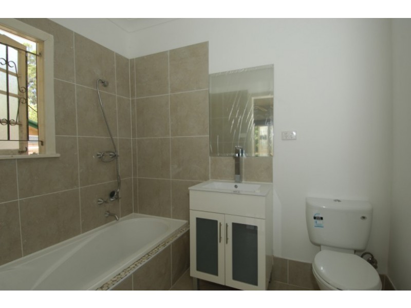 99 York St, Coorparoo QLD 4151