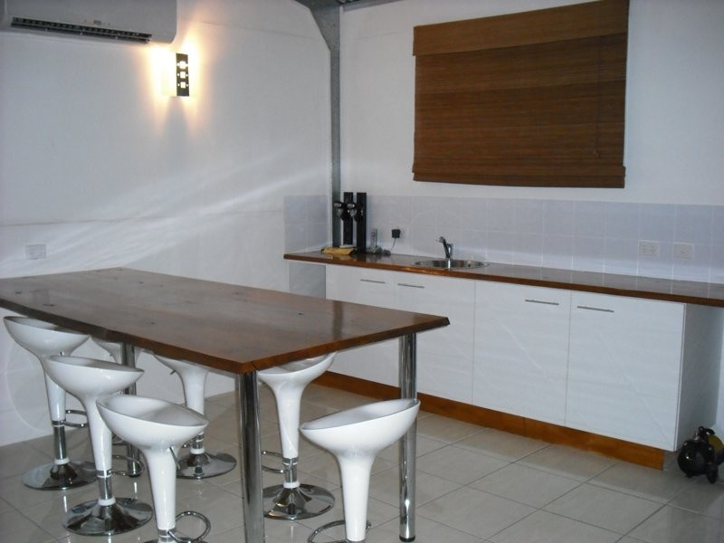 9 Roseric St, Hideaway Bay QLD 4800