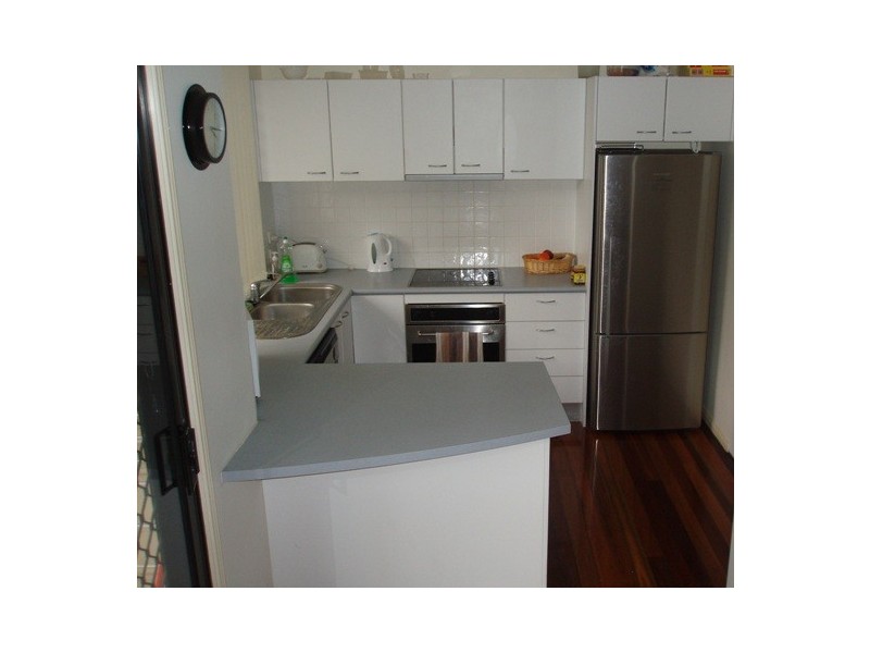3/56 Warren St, St Lucia QLD 4067