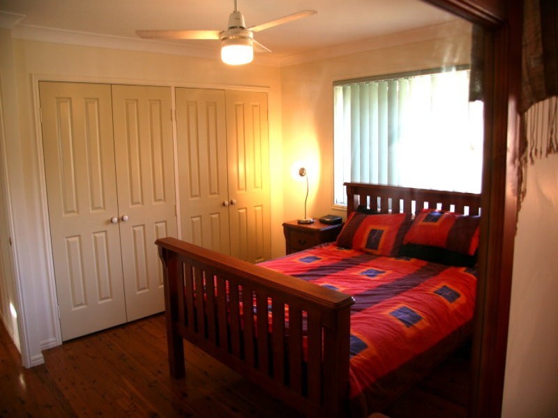 13 Julatten Pl, Upper Kedron QLD 4055