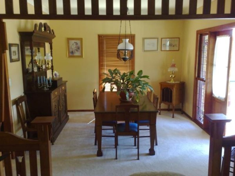 18 Parkwood Pl, Middle Park QLD 4074