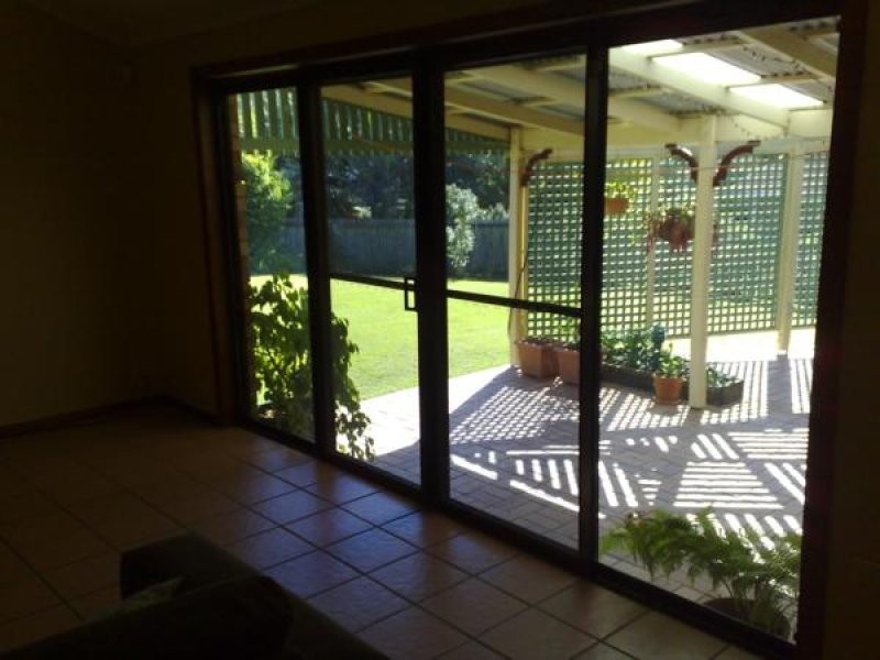 18 Parkwood Pl, Middle Park QLD 4074