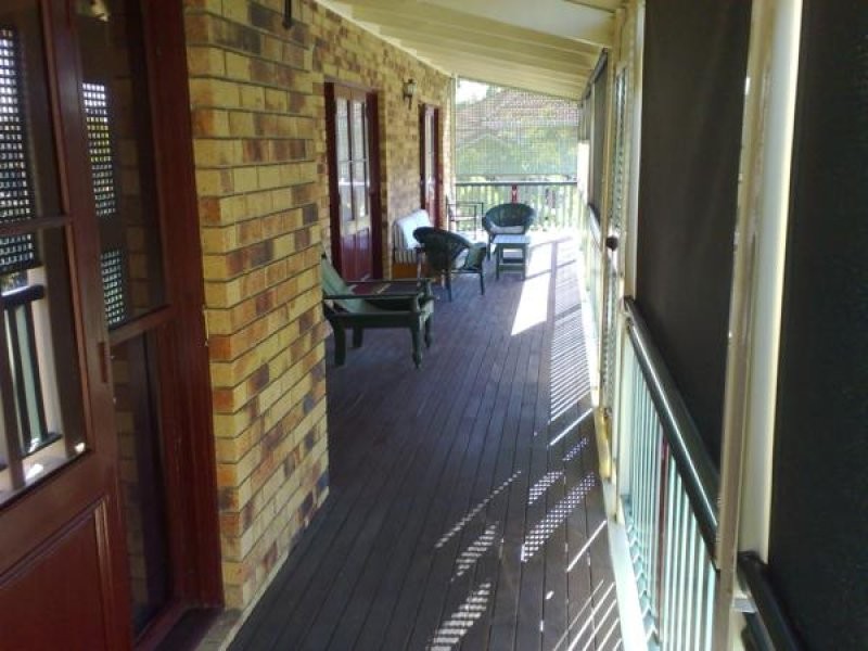 18 Parkwood Pl, Middle Park QLD 4074