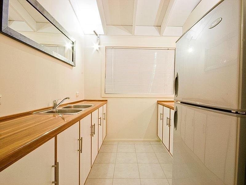 19 Teague St, Indooroopilly QLD 4068