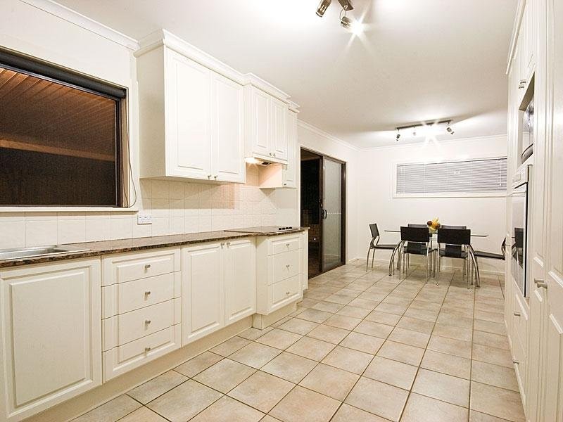 19 Teague St, Indooroopilly QLD 4068