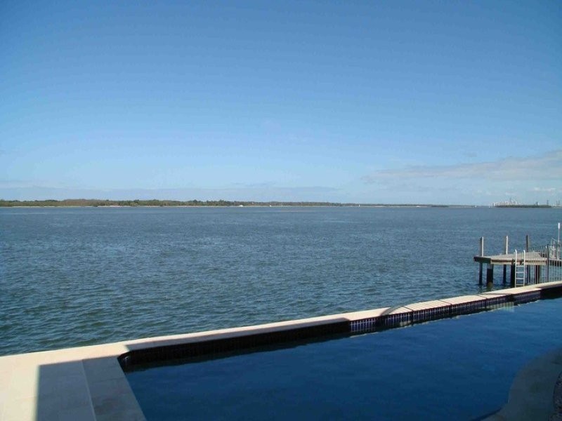 63 The Peninsula, Paradise Point QLD 4216
