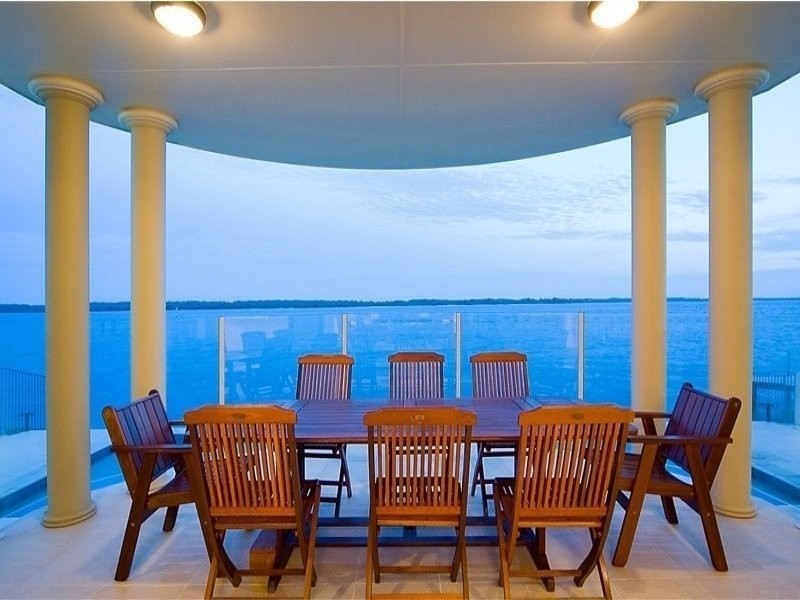 63 The Peninsula, Paradise Point QLD 4216