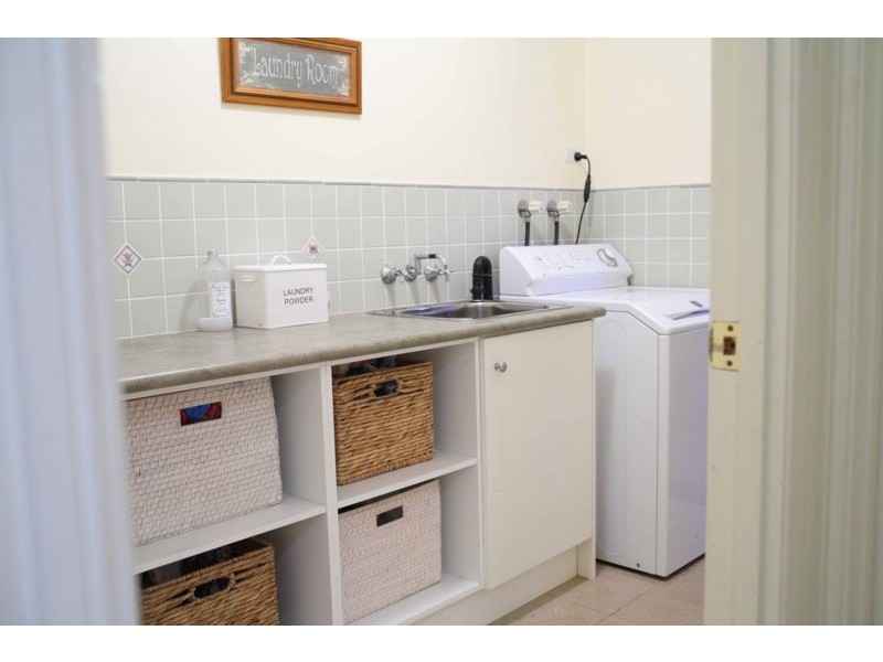 67 Lady Penrhyn Cl, Mundoolun QLD 4285