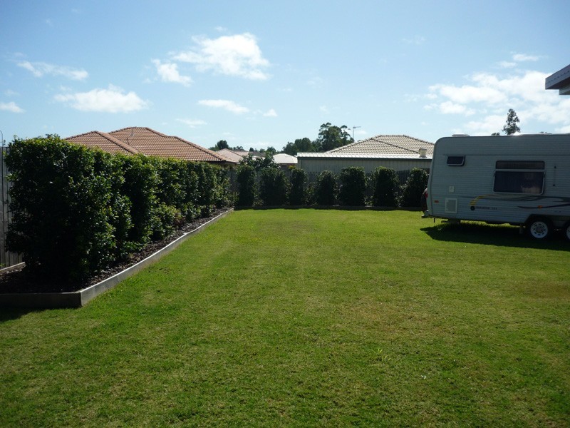 7 Gwen Cr, Urraween QLD 4655