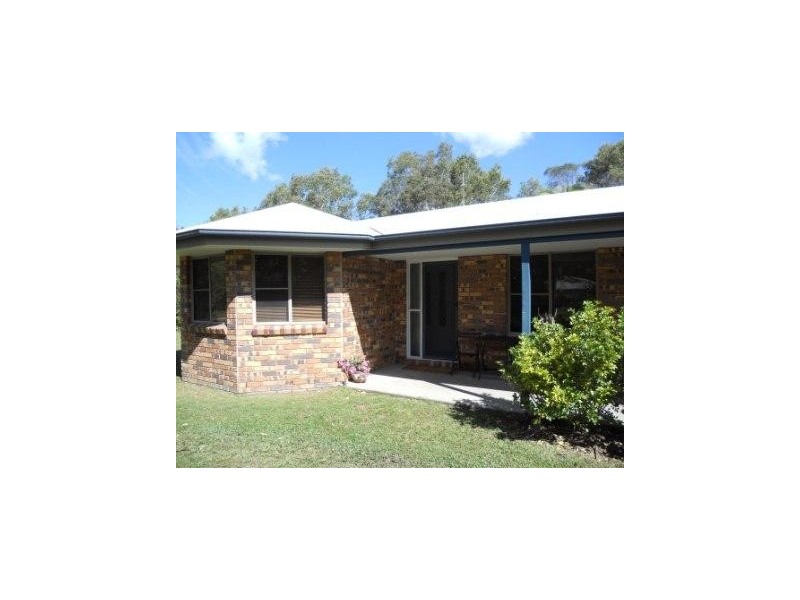 13 Tallawong Close, Beerwah QLD 4519