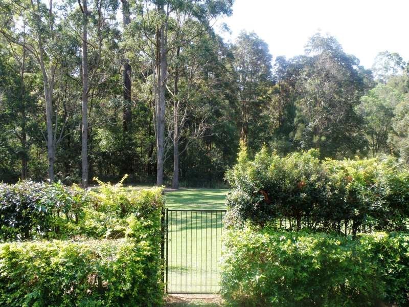 70 Gardenia Drive, Bonogin QLD 4213