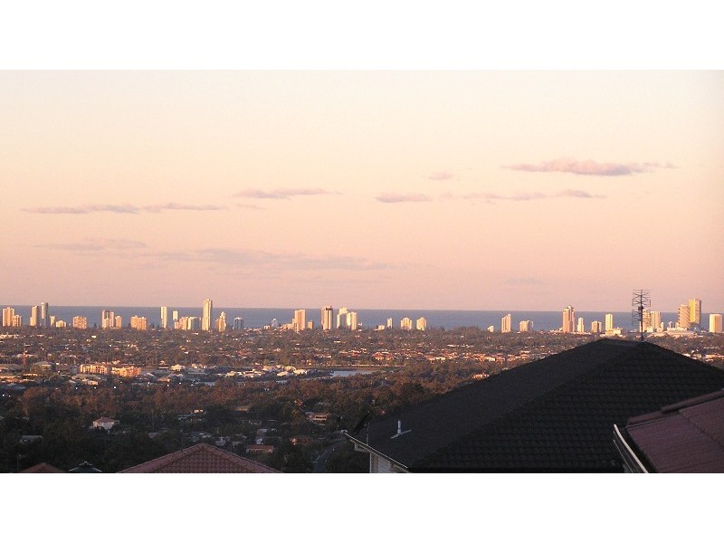9 Marriott Way, Highland Park QLD 4211