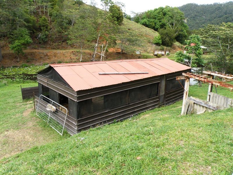 32 Pigeonberry Road, Nobbys Creek NSW 2484