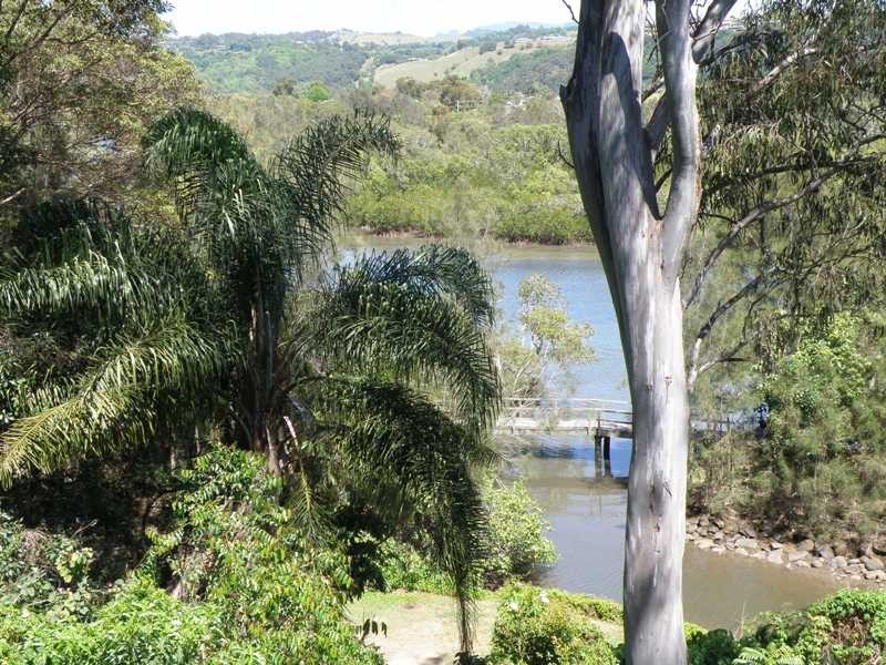 6 Hillcrest Avenue, Tweed Heads South NSW 2486