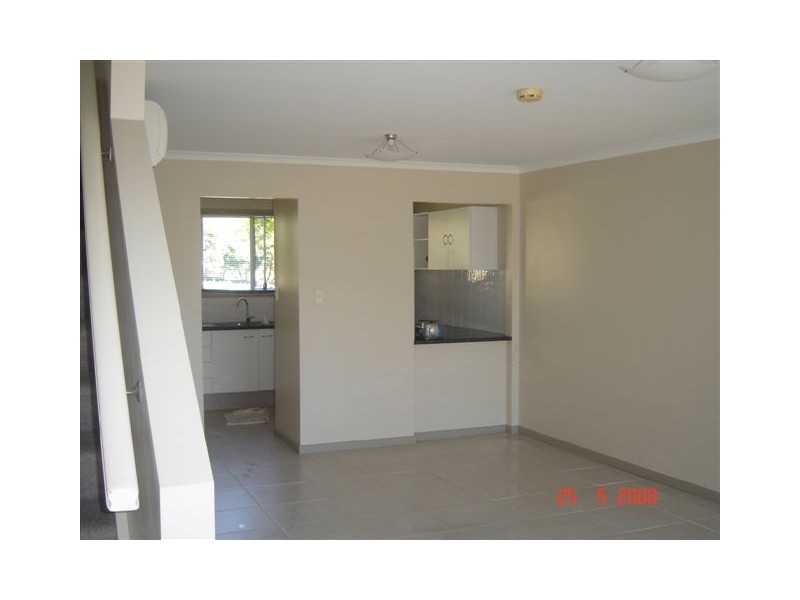 10/84 Highfield Drive, Merrimac QLD 4226