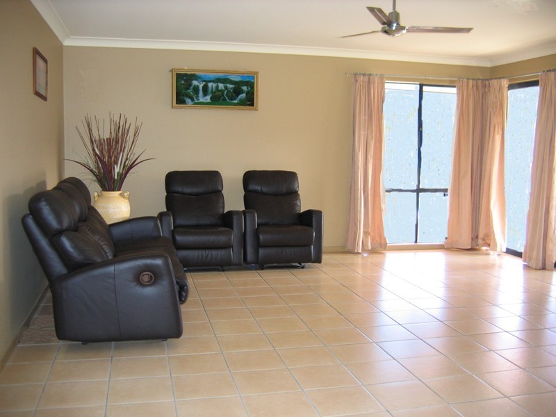 2 Irvine Street, Pacific Pines QLD 4211