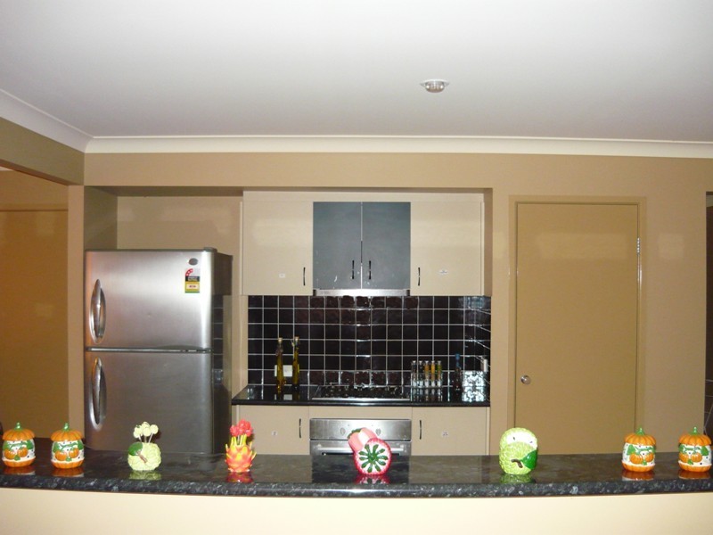 2 Irvine Street, Pacific Pines QLD 4211