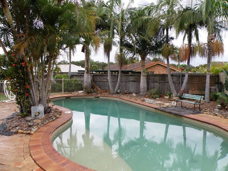 6 Cabernet Court, Banora Point NSW 2486