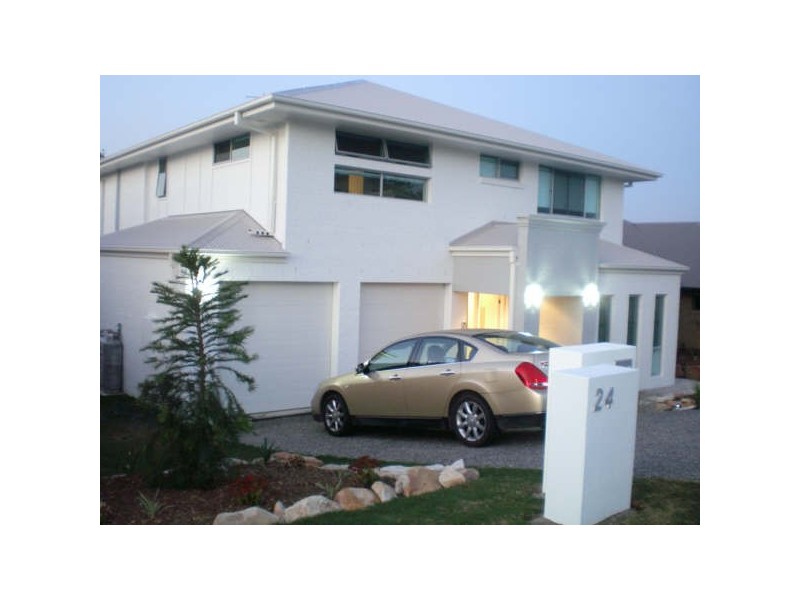 24 Worchester Terrace, Reedy Creek QLD 4227