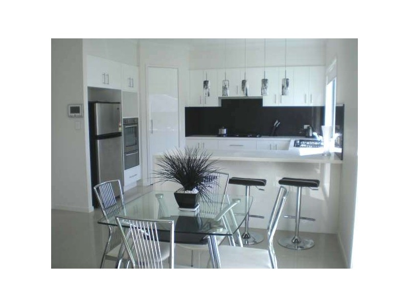 24 Worchester Terrace, Reedy Creek QLD 4227