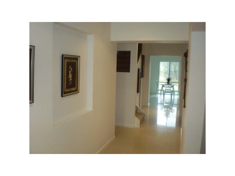 24 Worchester Terrace, Reedy Creek QLD 4227