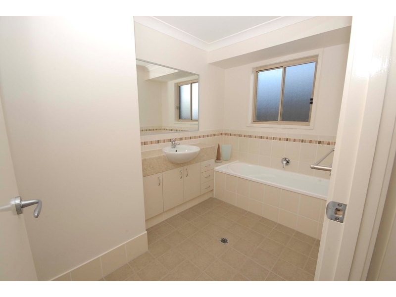 6 Garawarra Crescent, Upper Coomera QLD 4209