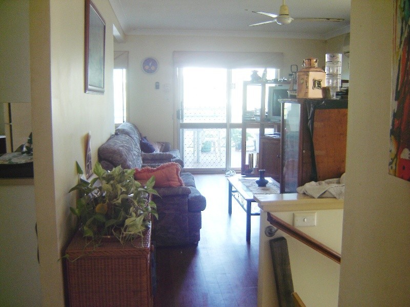 74 Worendo Street, Southport QLD 4215