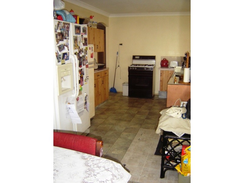 74 Worendo Street, Southport QLD 4215