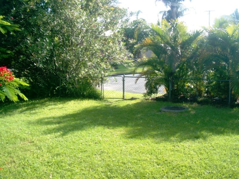 27D Muir Street, Labrador QLD 4215