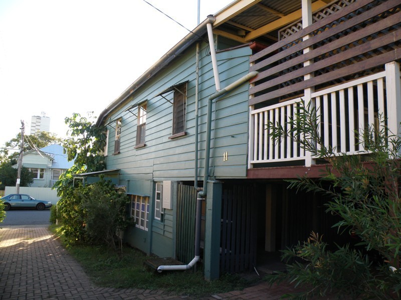 11 Kennedy Terrace, East Brisbane QLD 4169