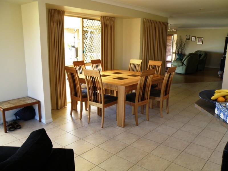 1 Midway Terrace, Pacific Pines QLD 4211