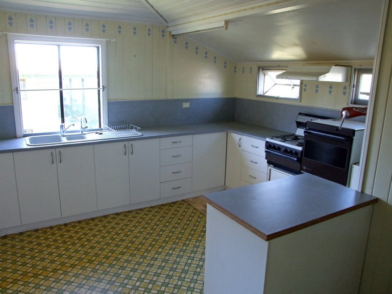 510 Elliott Heads Road, Woongarra QLD 4670