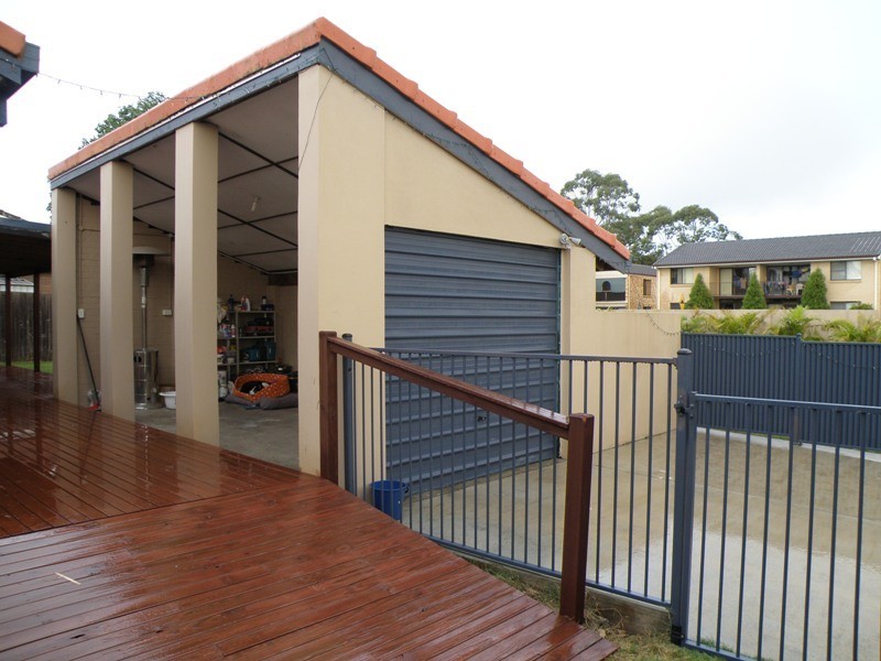 1 Splice Street, Mermaid Waters QLD 4218